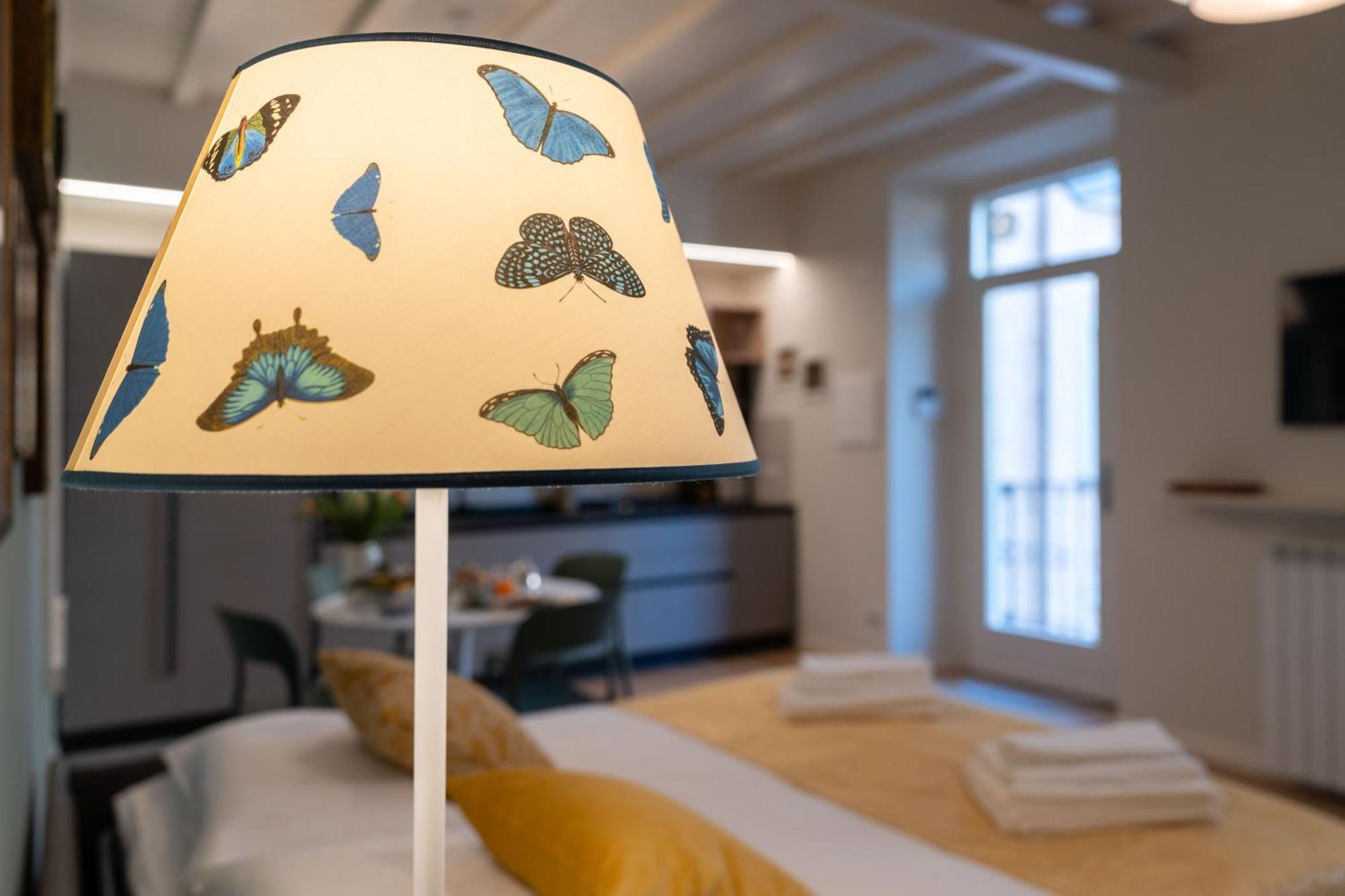 La Farfalla Blu - Boutique Apartment Bergamo Eksteriør billede