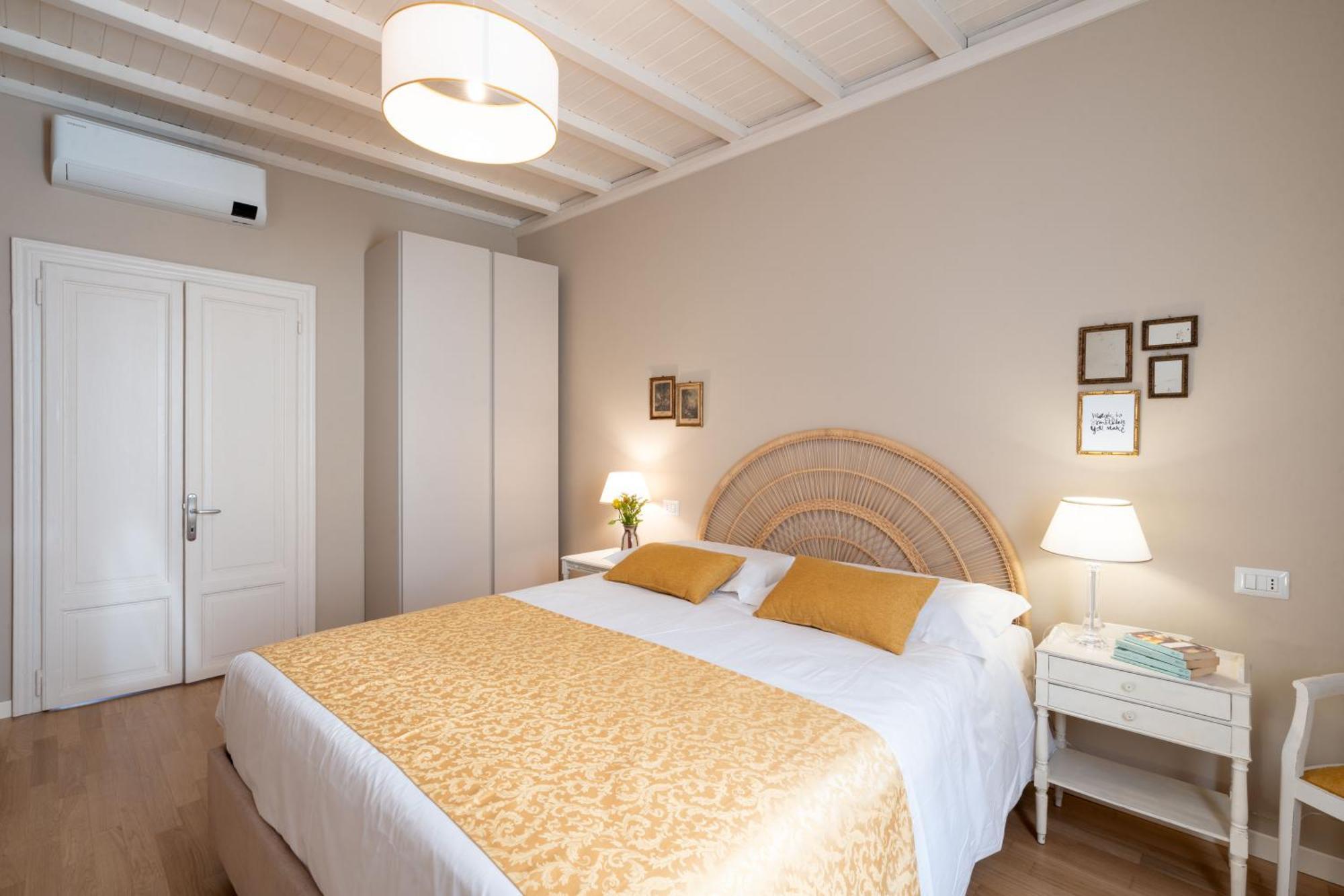 La Farfalla Blu - Boutique Apartment Bergamo Eksteriør billede