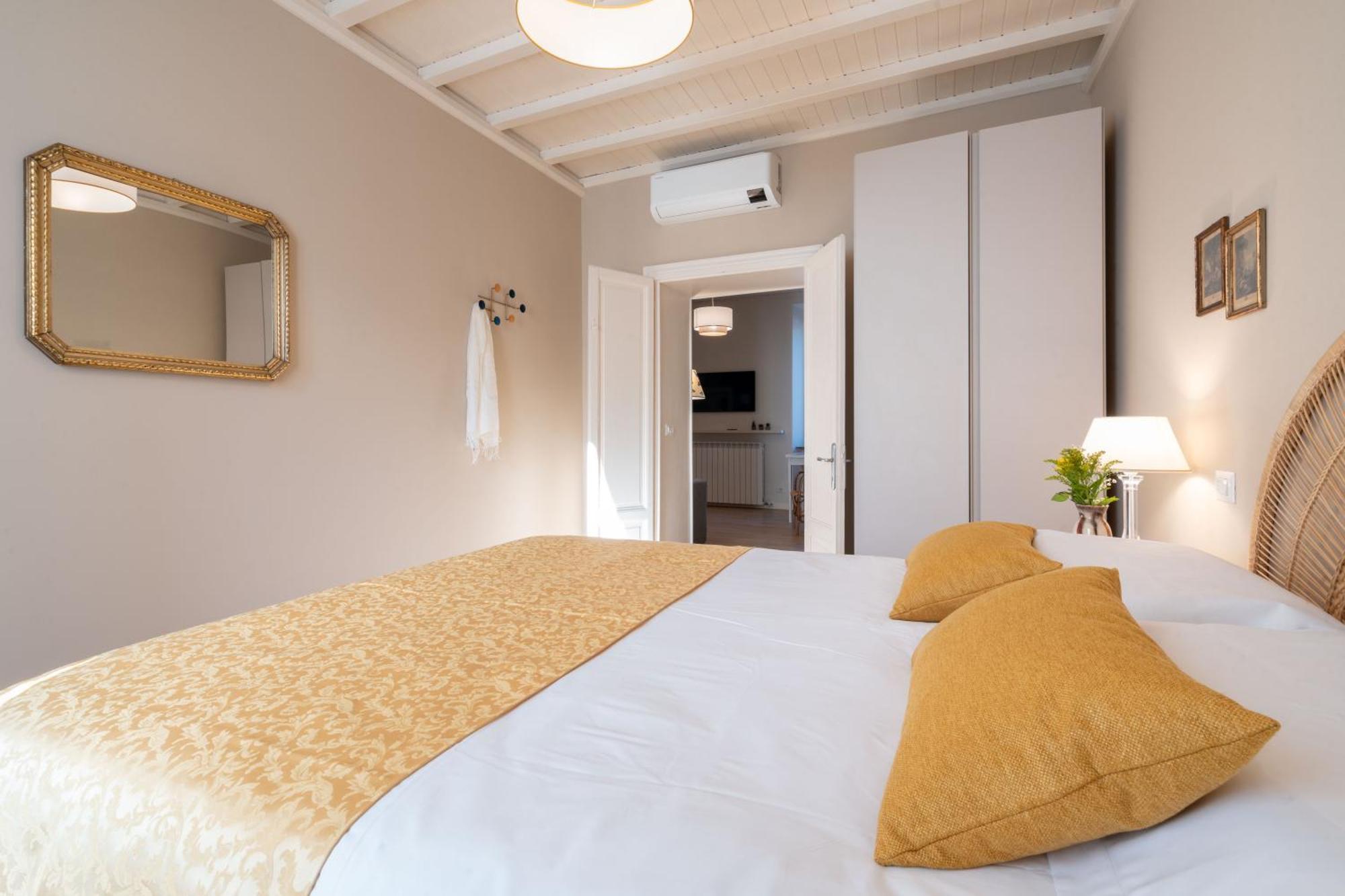 La Farfalla Blu - Boutique Apartment Bergamo Eksteriør billede