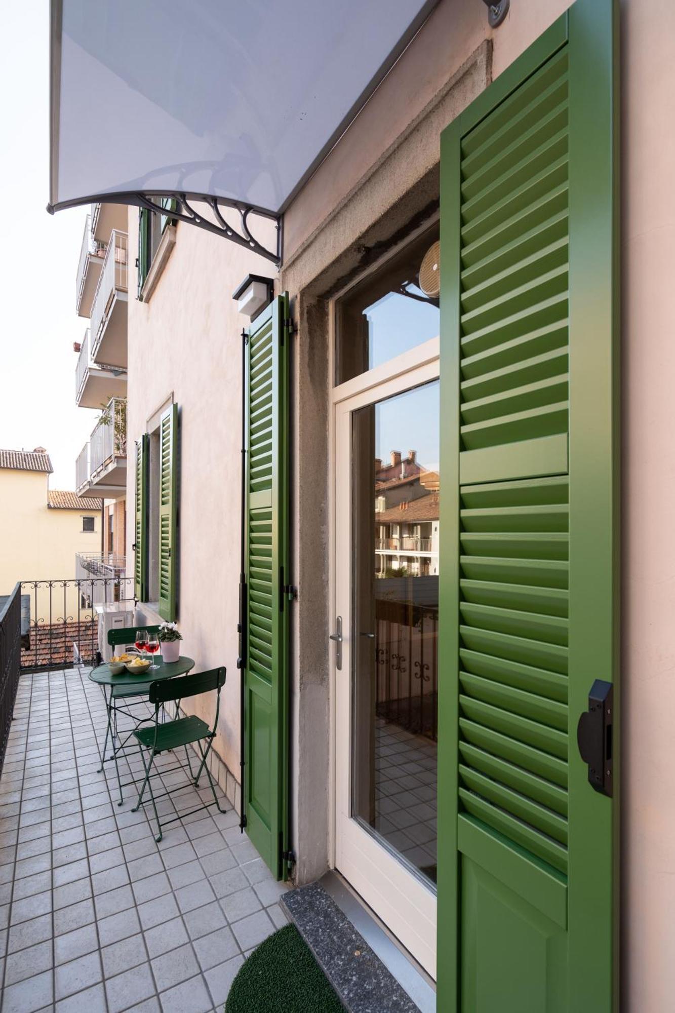 La Farfalla Blu - Boutique Apartment Bergamo Eksteriør billede